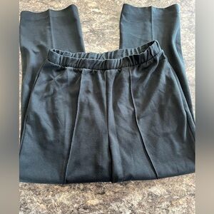 Women’s Black Classic pants